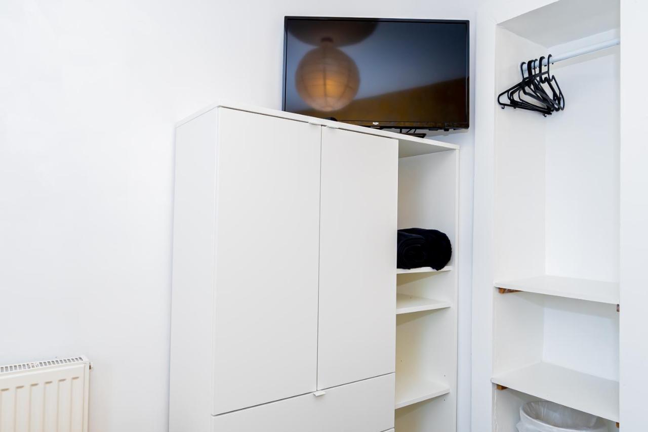 Shirley House 3, Guest House, Self Catering, Self Check In With Smart Locks, Use Of Fully Equipped Kitchen, Close To City Centre, Ideal For Longer Stays, Walking Distance To Bat, 20 Min Drive To Fawley Refinery, Excellent Transport Links Southampton Exteriör bild