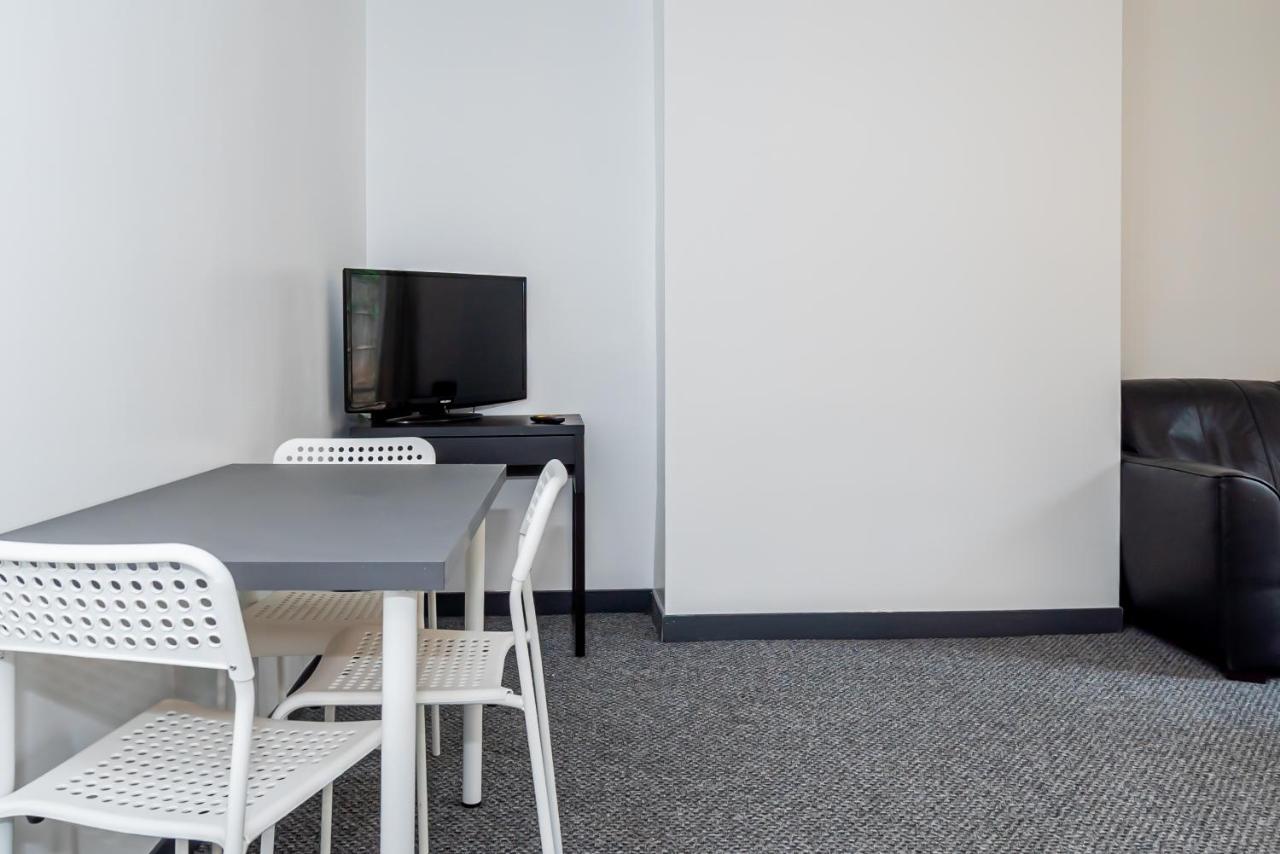 Shirley House 3, Guest House, Self Catering, Self Check In With Smart Locks, Use Of Fully Equipped Kitchen, Close To City Centre, Ideal For Longer Stays, Walking Distance To Bat, 20 Min Drive To Fawley Refinery, Excellent Transport Links Southampton Exteriör bild