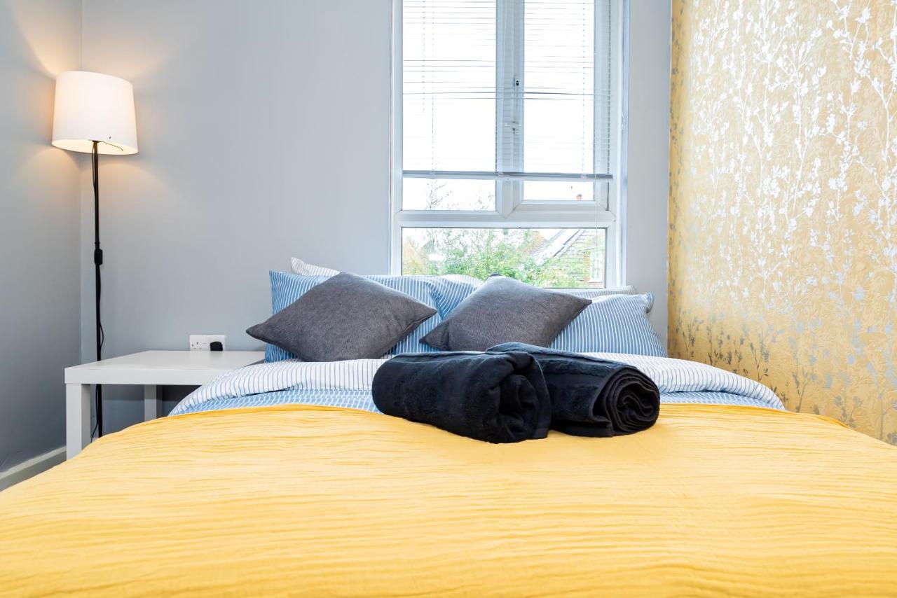 Shirley House 3, Guest House, Self Catering, Self Check In With Smart Locks, Use Of Fully Equipped Kitchen, Close To City Centre, Ideal For Longer Stays, Walking Distance To Bat, 20 Min Drive To Fawley Refinery, Excellent Transport Links Southampton Exteriör bild