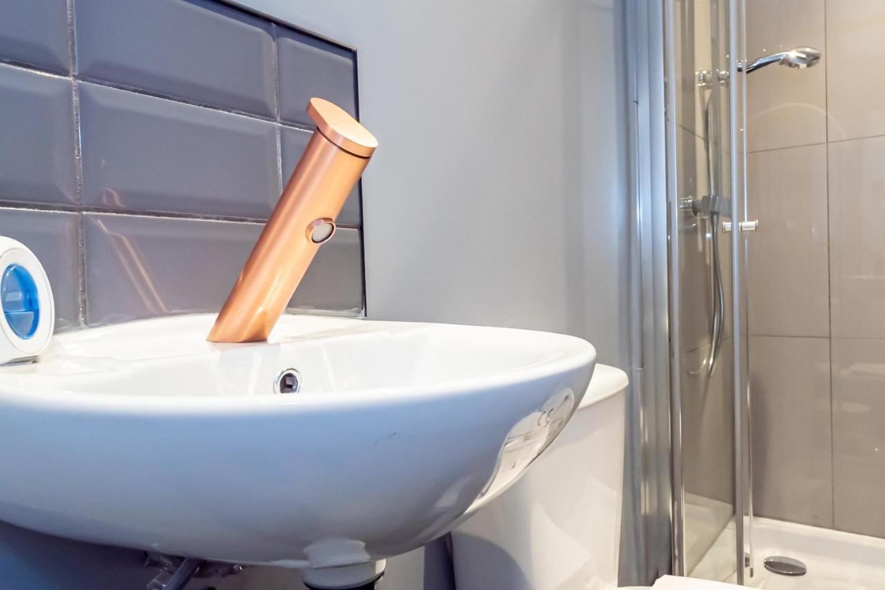 Shirley House 3, Guest House, Self Catering, Self Check In With Smart Locks, Use Of Fully Equipped Kitchen, Close To City Centre, Ideal For Longer Stays, Walking Distance To Bat, 20 Min Drive To Fawley Refinery, Excellent Transport Links Southampton Exteriör bild