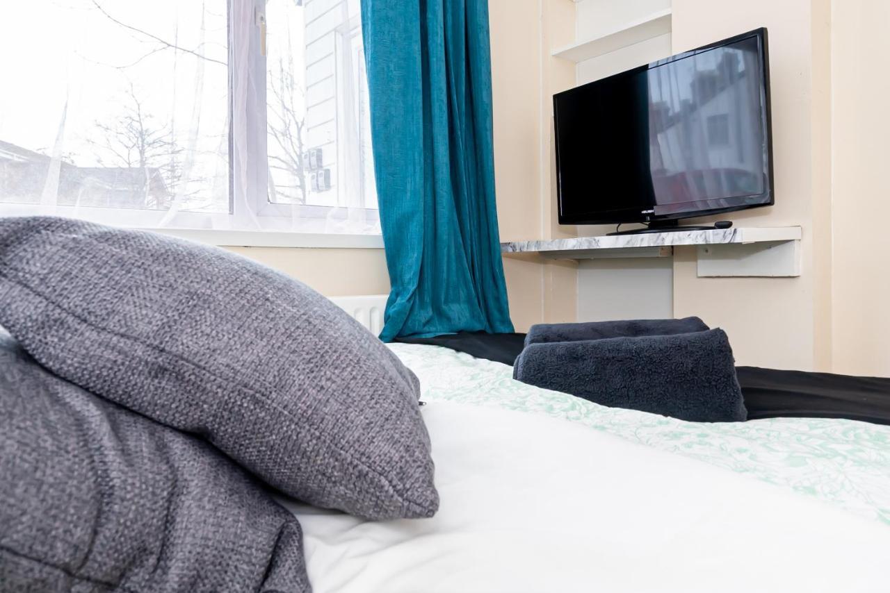 Shirley House 3, Guest House, Self Catering, Self Check In With Smart Locks, Use Of Fully Equipped Kitchen, Close To City Centre, Ideal For Longer Stays, Walking Distance To Bat, 20 Min Drive To Fawley Refinery, Excellent Transport Links Southampton Exteriör bild