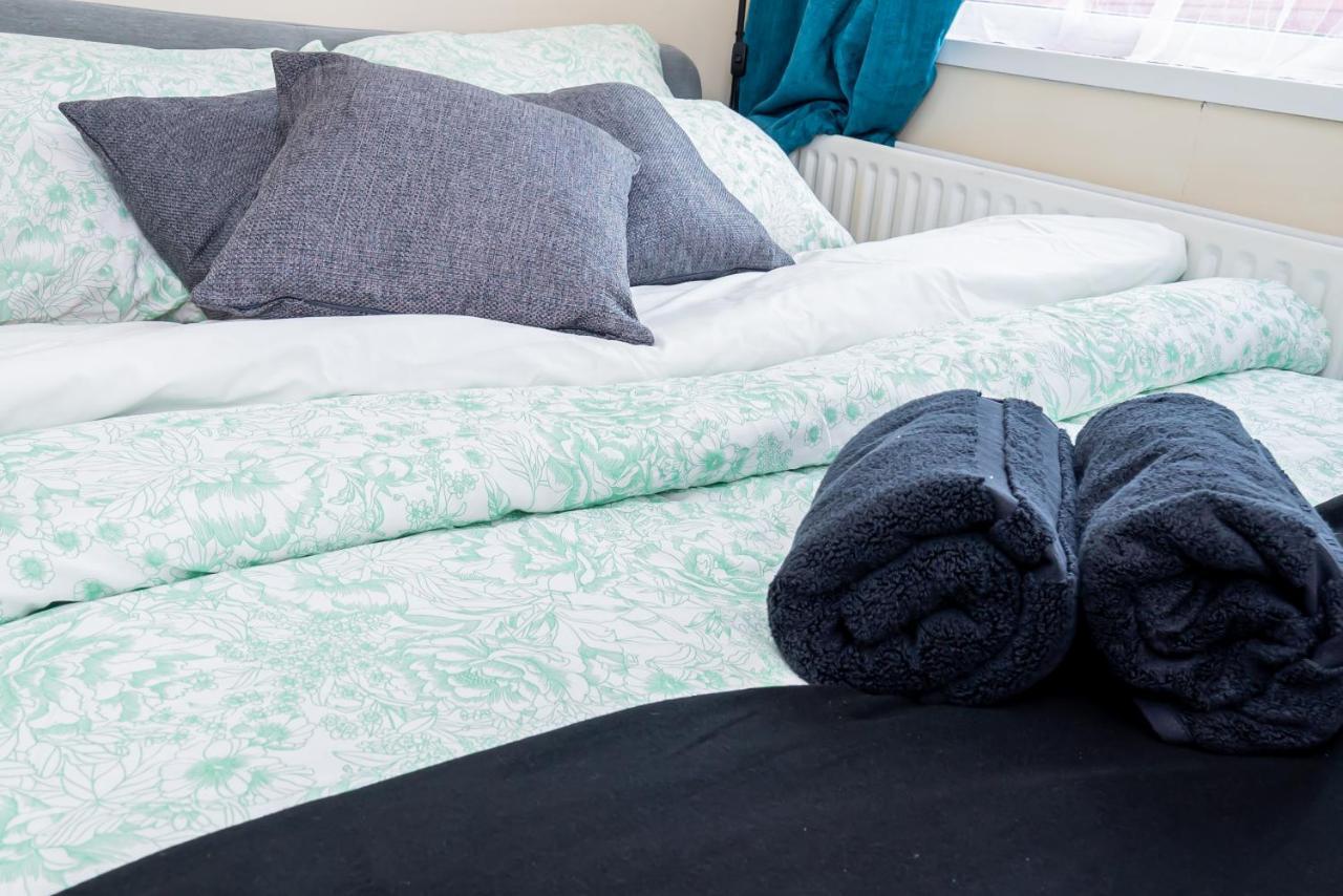 Shirley House 3, Guest House, Self Catering, Self Check In With Smart Locks, Use Of Fully Equipped Kitchen, Close To City Centre, Ideal For Longer Stays, Walking Distance To Bat, 20 Min Drive To Fawley Refinery, Excellent Transport Links Southampton Exteriör bild