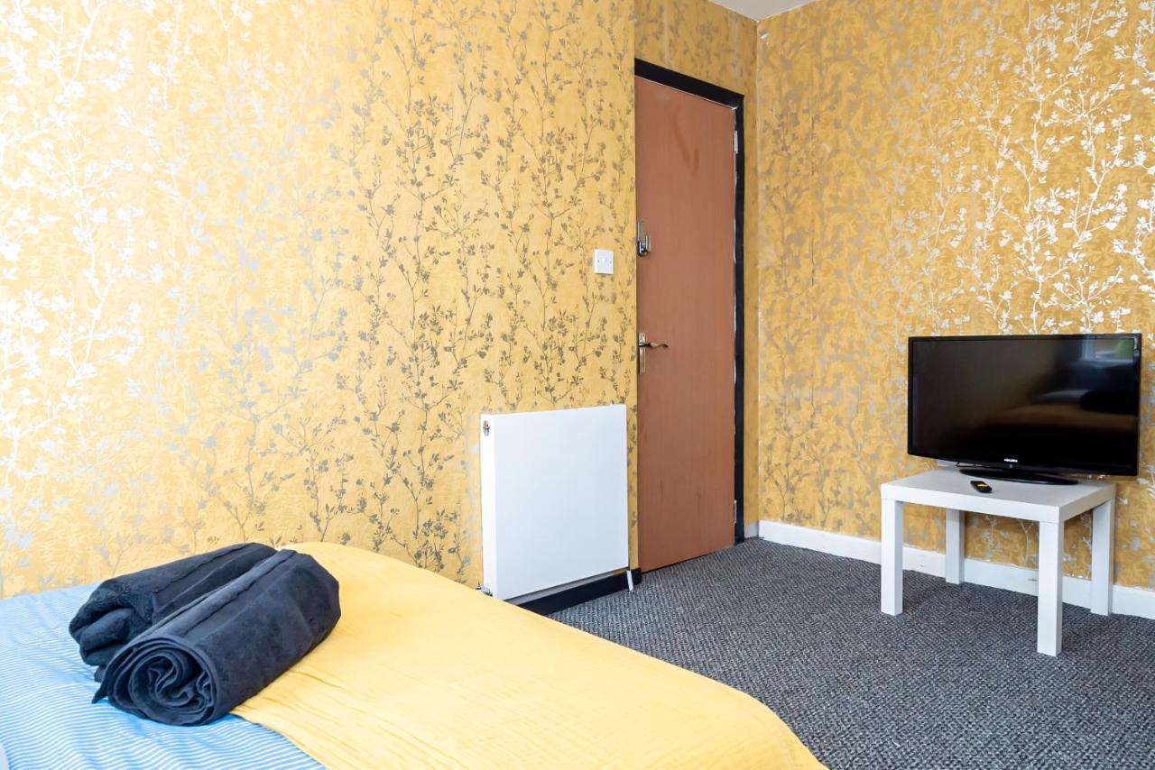 Shirley House 3, Guest House, Self Catering, Self Check In With Smart Locks, Use Of Fully Equipped Kitchen, Close To City Centre, Ideal For Longer Stays, Walking Distance To Bat, 20 Min Drive To Fawley Refinery, Excellent Transport Links Southampton Exteriör bild